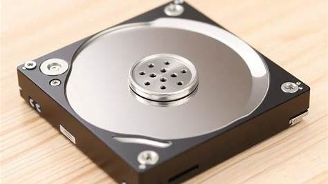 Как выбрать идеальный SSD: Руководство для новичков и опытных пользователей